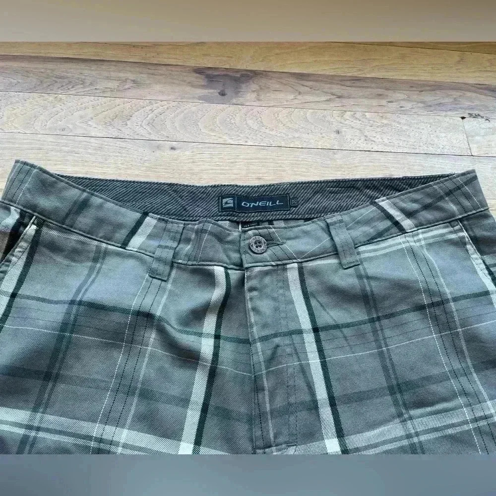 O’Neill Shorts (EUC) - Picture 4 of 7